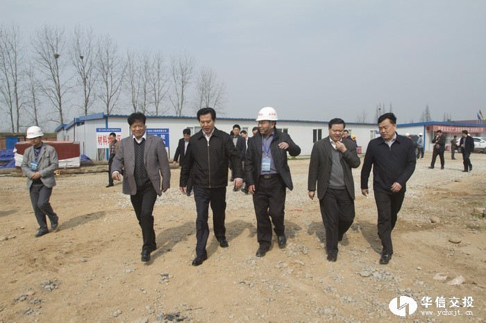 省委常委、市委書記黃楚平調(diào)研白洋港口新區(qū)1.jpg